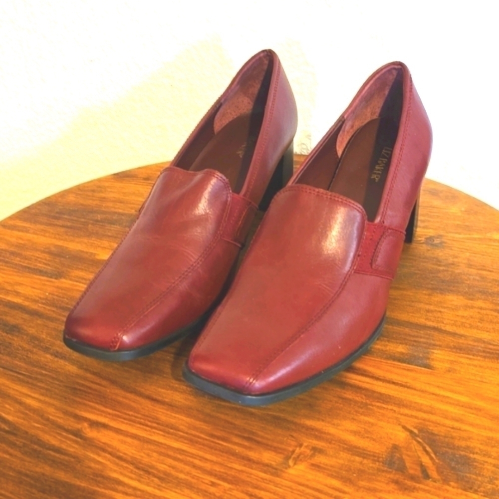 Liz Baker| Burgundy Square Toe Modern Dress Shoes Heels Leather Comfort Sz.9M